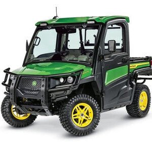 John Deere XUV 835R Signature Edition Gator Utility Vehicle 4WD Gas